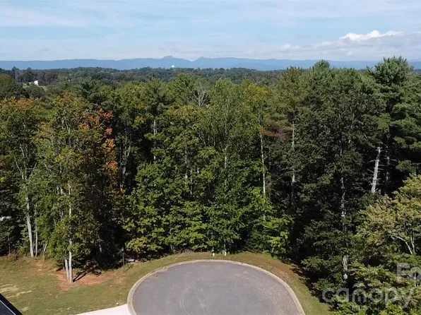 1096 Faith Ct, Morganton, NC 28655