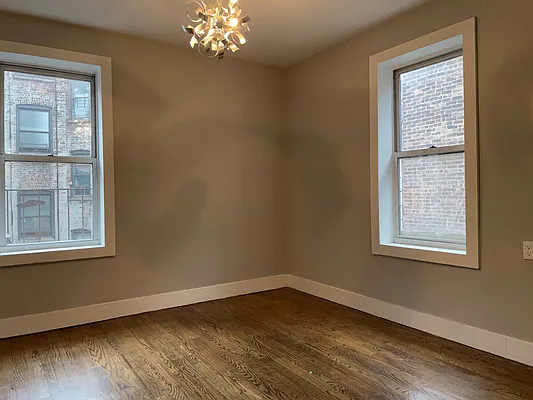 Rented by Compass | media 22