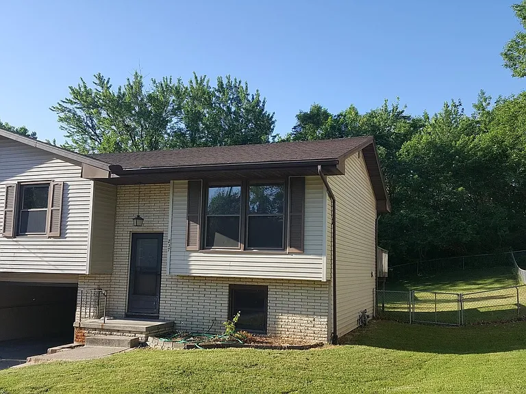 237 Greenfield Pkwy — Photo 1