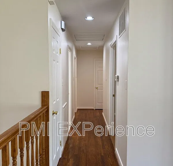 3203 Amador Dr — Photo 10