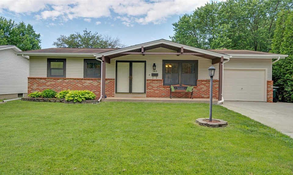 1st image of 588 Haventree Dr