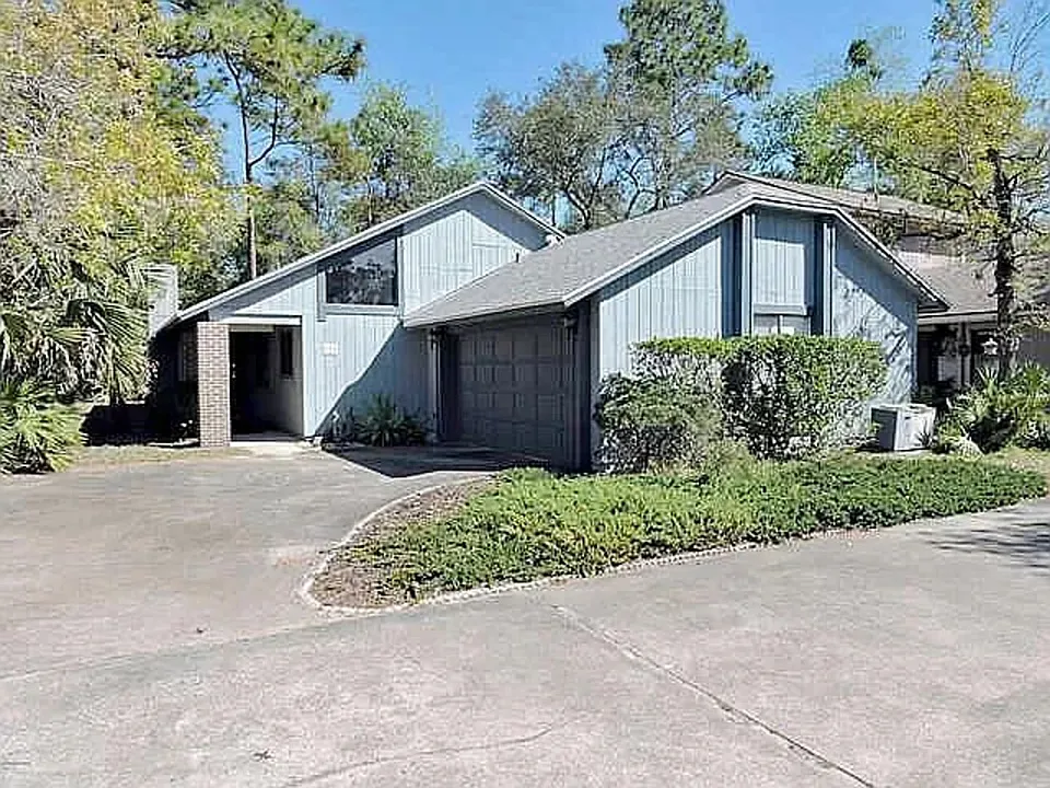 275 Bayridge Ct
