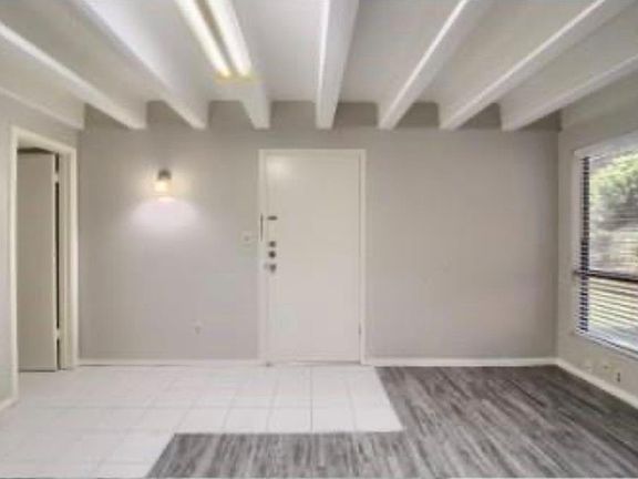 3rd image of 5914 Lago Vista Way #C-22
