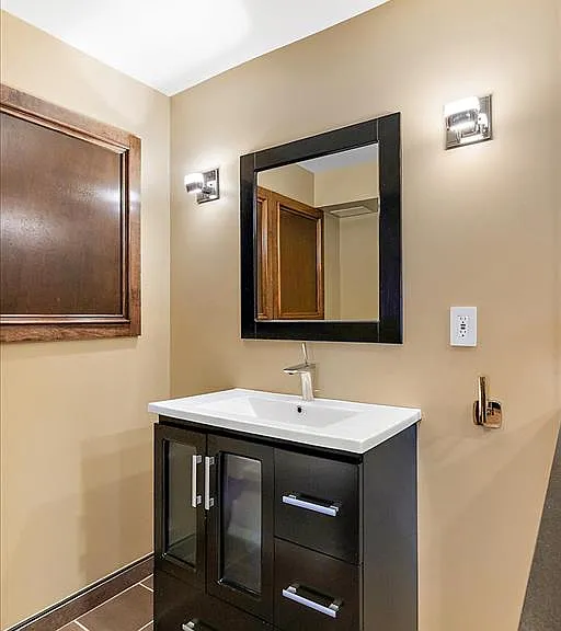 43054 Oxford Ct — Photo 24