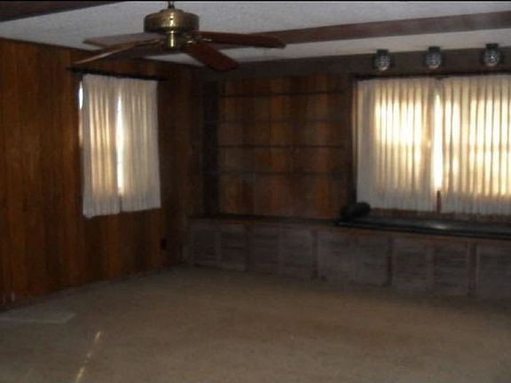 4th image of 1604 Martin Hill Dr