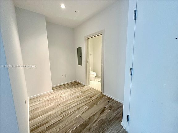 4th image of 801 S Miami Ave Unit 4908