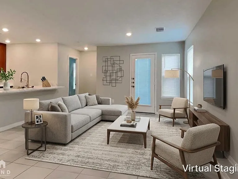 627 Coyote Canyon Ct — Photo 2