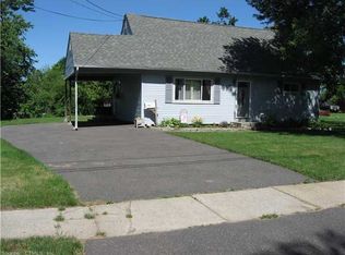 15 Marion Pl, Enfield, CT 06082