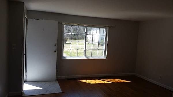 2nd image of 24 Roberts Dr