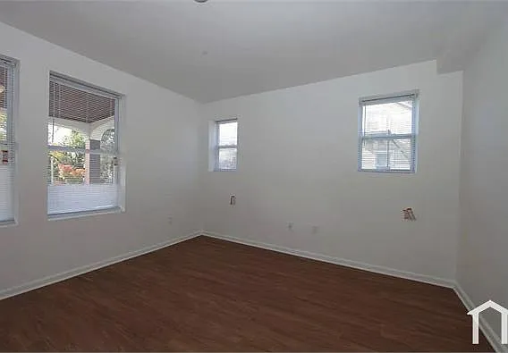 3304 Clifton Ave #1 — Photo 7