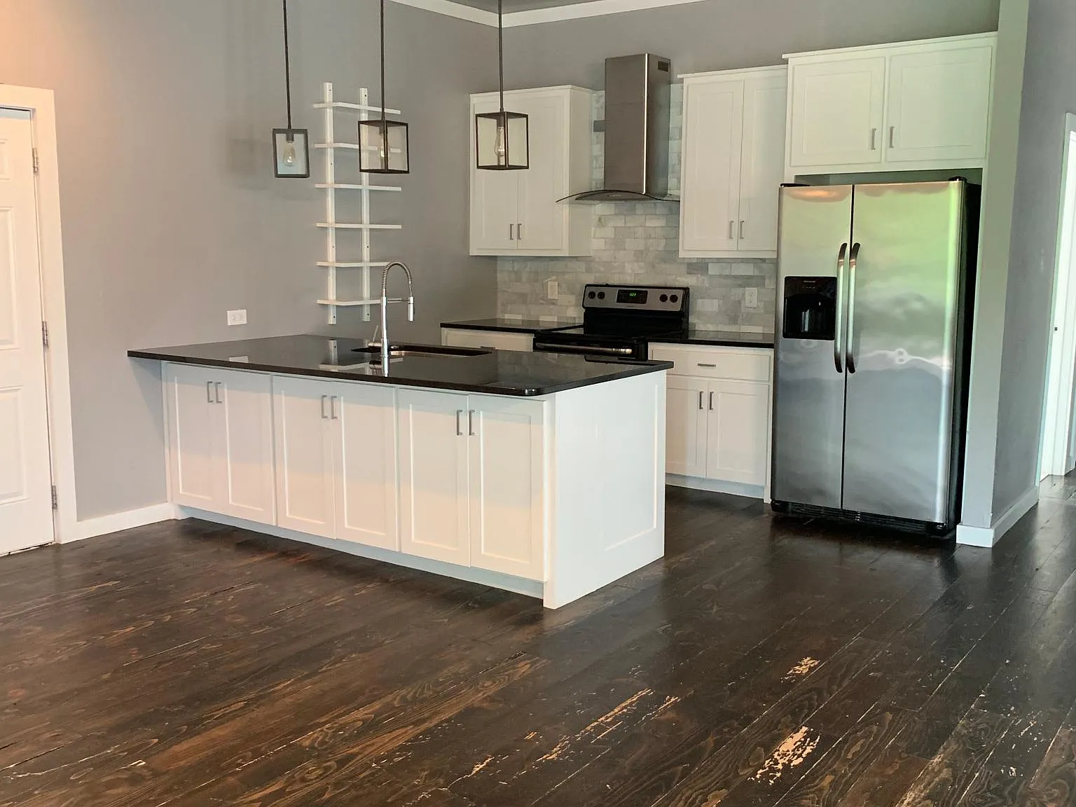2 bed, 1248 sqft, $1,450 — Photo 3