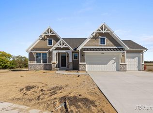 11386 Shoreline Dr #114, Allendale, MI