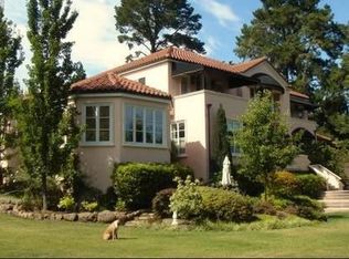 330 Roblar Ave, Hillsborough, CA