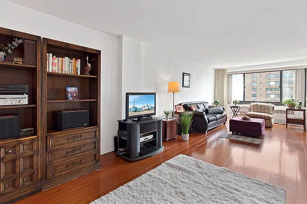 Sold by Corcoran | media 16