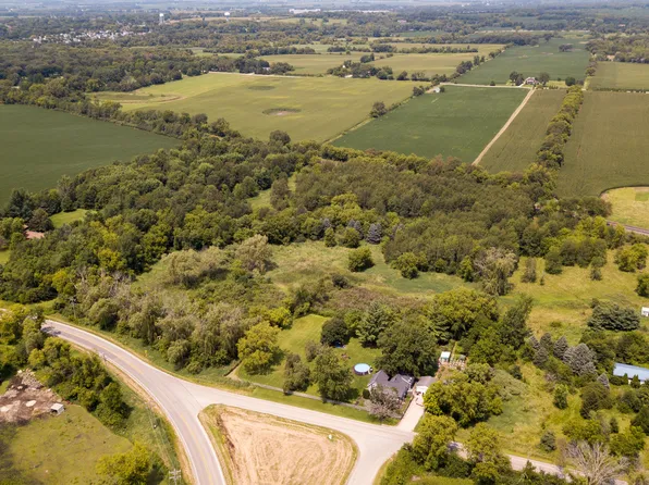 Na McGuire Rd, Harvard, IL 60033