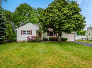 41 Summit St, Newington, CT 06111