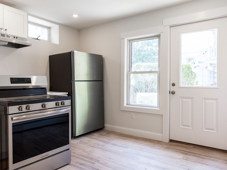 1st image of 71 Friend St #1R