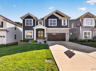 10446 Anzeiger Ave, Saint Louis, MO 63131