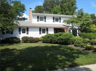 35 Gunpowder Dr, East Brunswick, NJ 08816