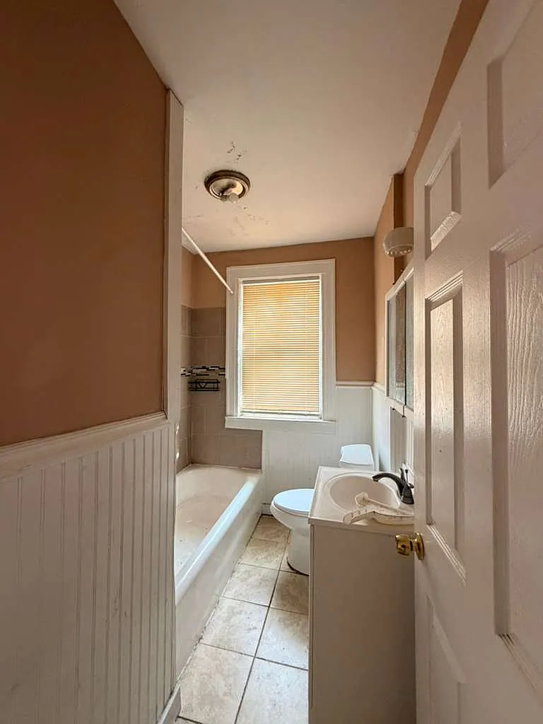 2 bed, $1,475 — Photo 2