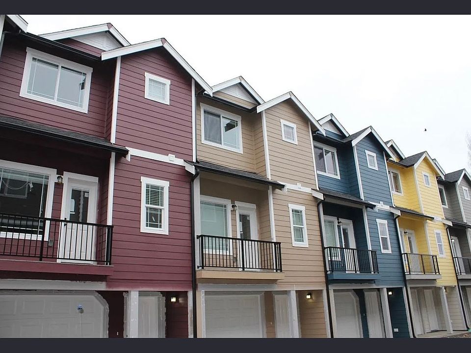 1st image of 4003 S Puget Sound Ave
