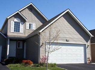 5010 Clintonville Pines Dr, Clarkston, MI 48346