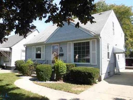 1st image of 26224 Winton St