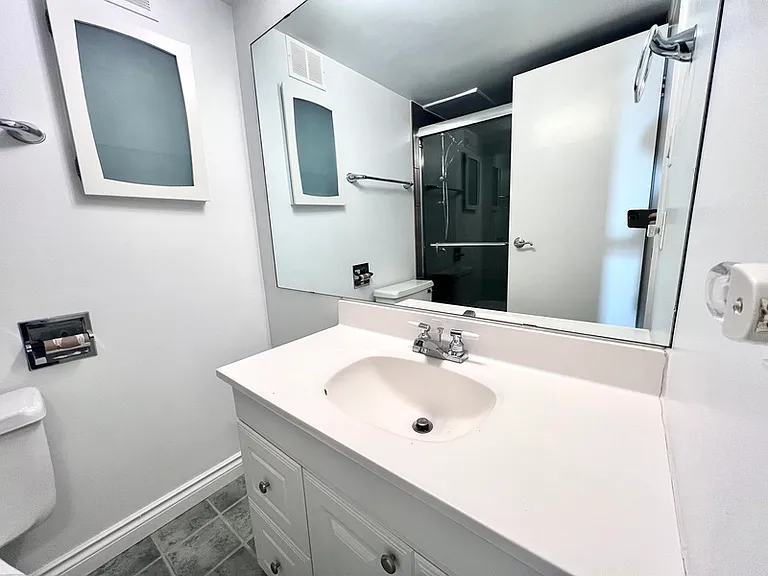 10883 Saskatchewan Dr NW #1401 — Photo 11