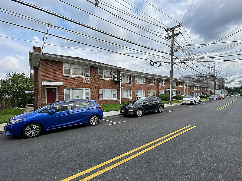 Bergenwood Apartments — Photo 2