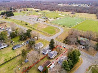 88 Freehold Rd, Manalapan, NJ 07726