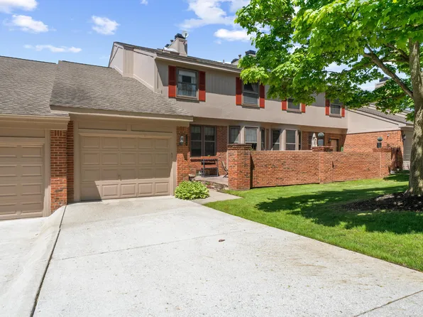 7288 Danbrooke, West Bloomfield, MI 48322