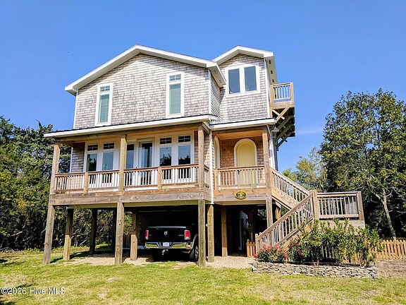 2nd image of 54 Creek Point Road