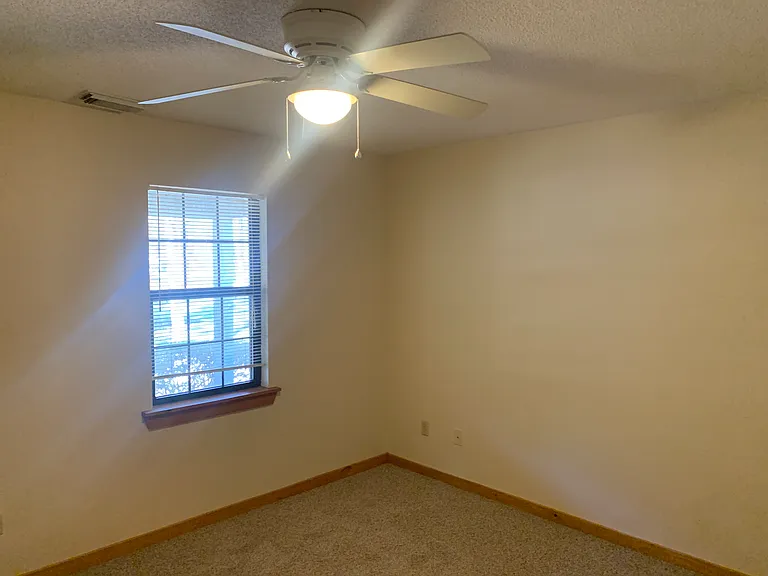 124 Winding Way — Photo 28
