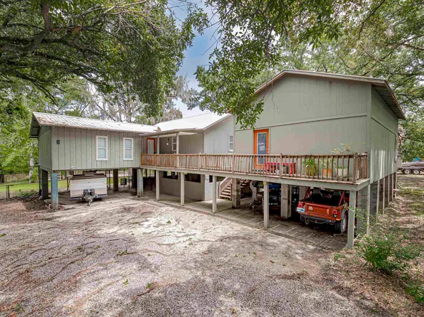 18512 Manchac Point Rd, Prairieville, LA 70769