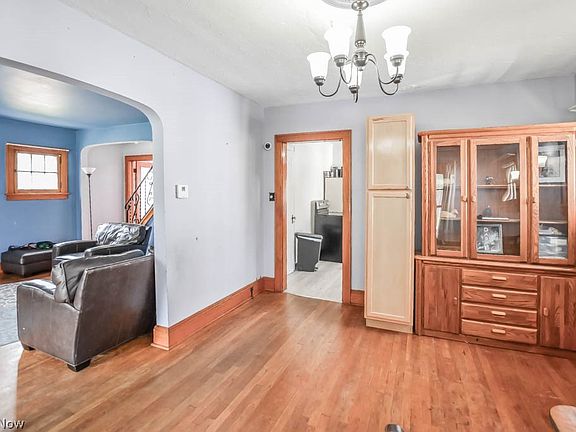 4th image of 2152 Stone St