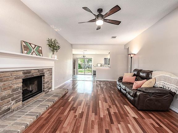 This light and bright spacious living room is the perfect layout for entertaining or just relaxing!