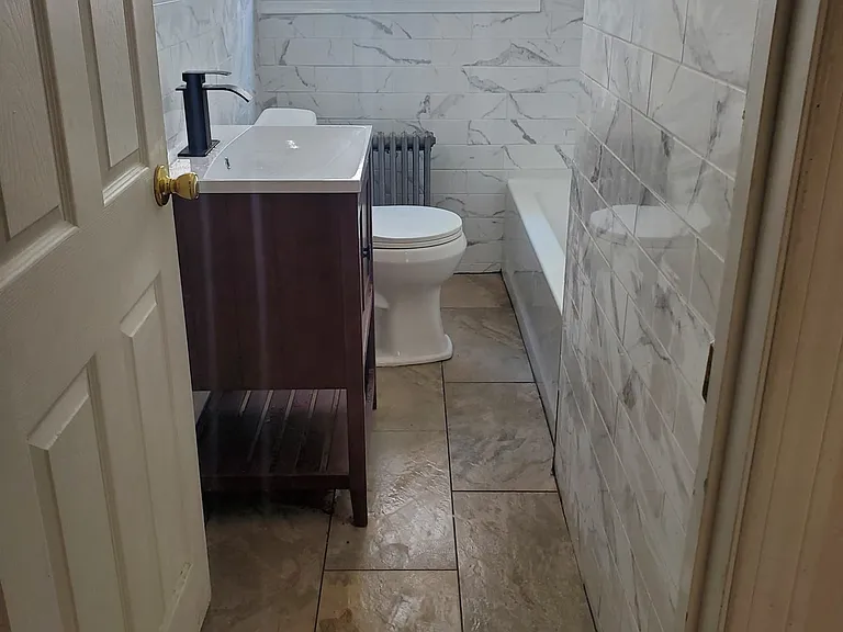 15 Pembroke Ave #1 — Photo 2