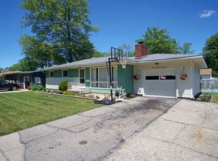 1114 Woodside Rd, Muskegon, MI 49441