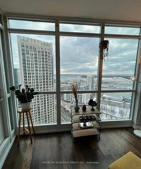 215 Fort York Blvd S #2903 — Photo 8