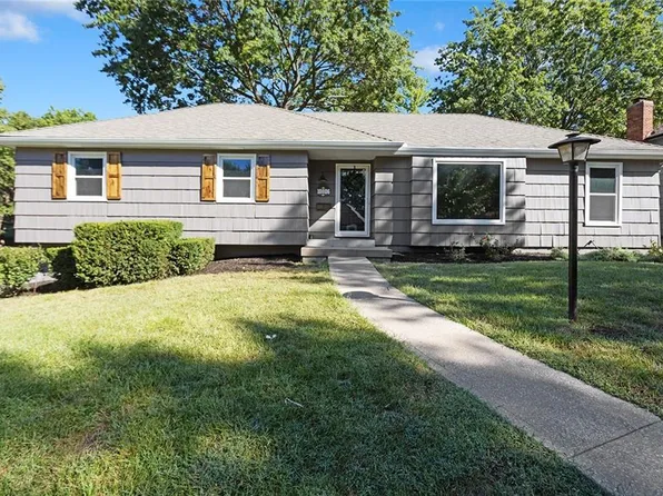 10806 W 98th St, Overland Park, KS 66214