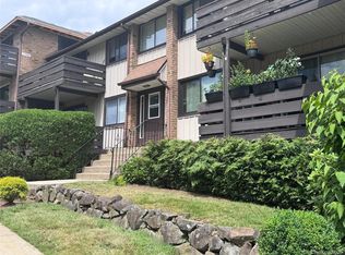 136 Sierra Vista Lane, Valley Cottage, NY 10989
