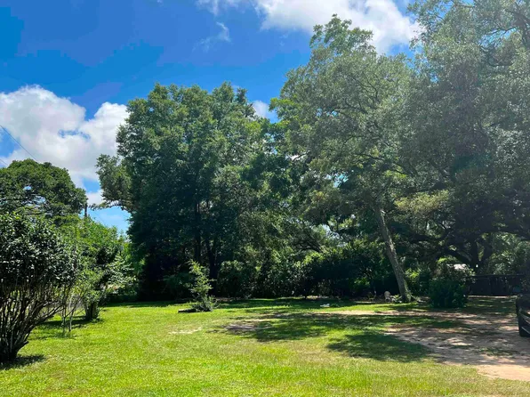 14798 Cedar St #9&10, Magnolia Springs, AL 36555