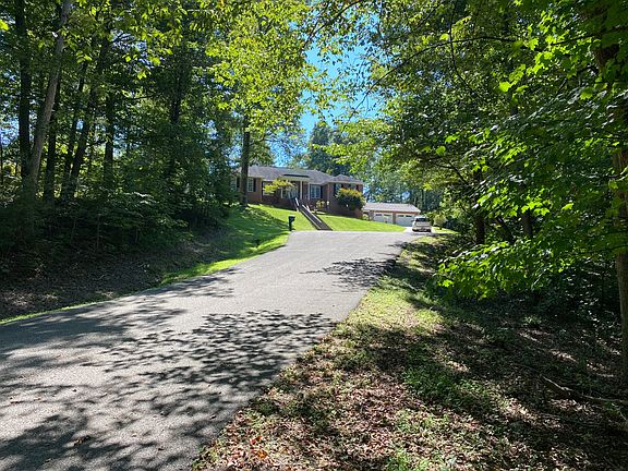 4th image of 56 Joy Cir