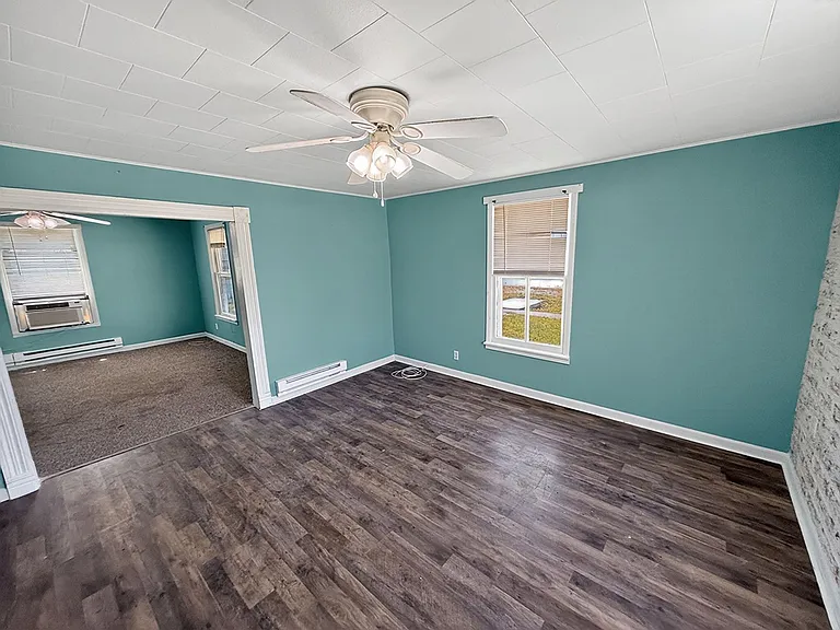 216 Rollins St — Photo 10