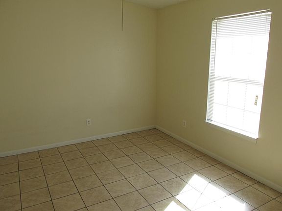 4th image of 215 W Cervantes St APT C