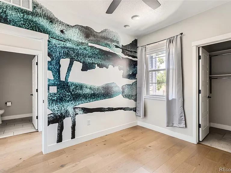 1565 W 67th Ave — Photo 11