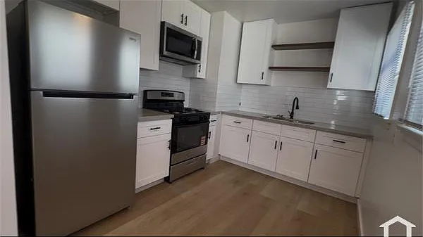 2 bed, 691 sqft, $2,500 — Photo 2