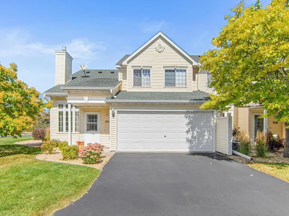 524 Aqua Cir, Lino Lakes, MN 55014