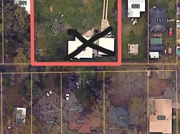 305 9th Ave, Chickasaw, AL 36611