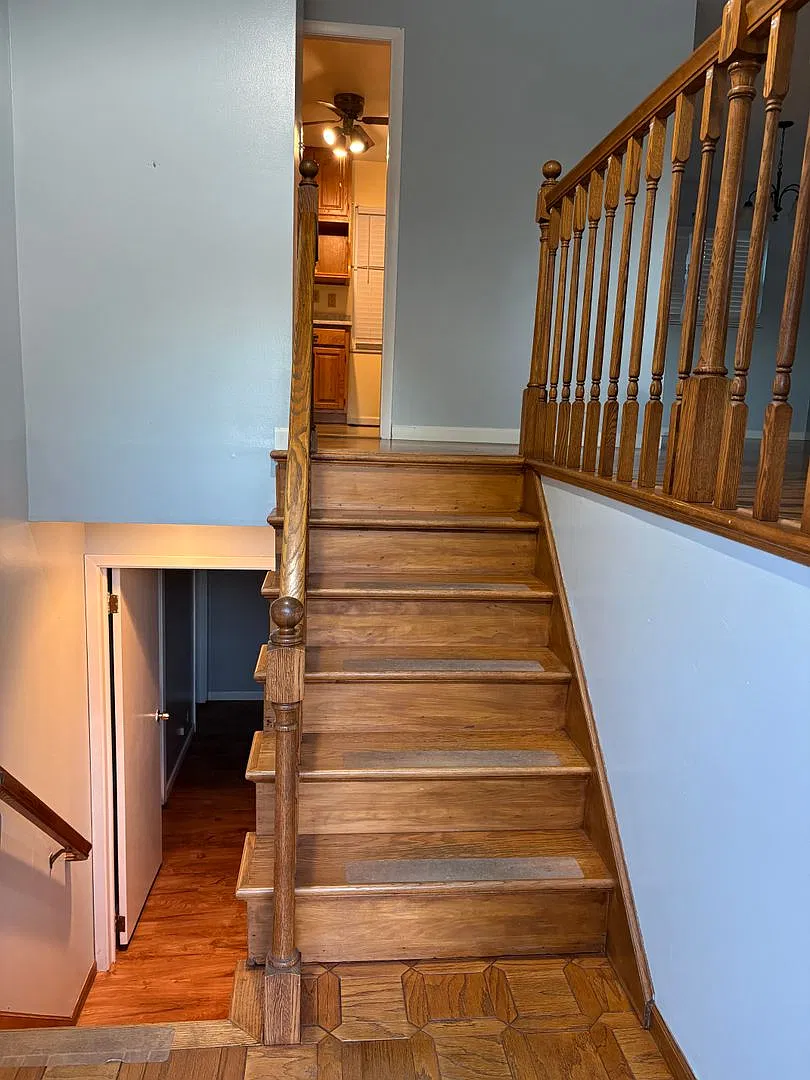 3 Bedroom 2.5 Bath Split Level Home for Rent — Photo 3